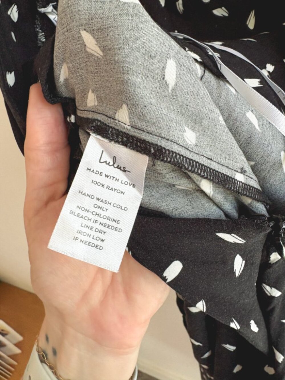 Lulus Black White Print Jumpsuit Medium Open Back Wide Leg Flutter Sleeve - Picture 7 of 12